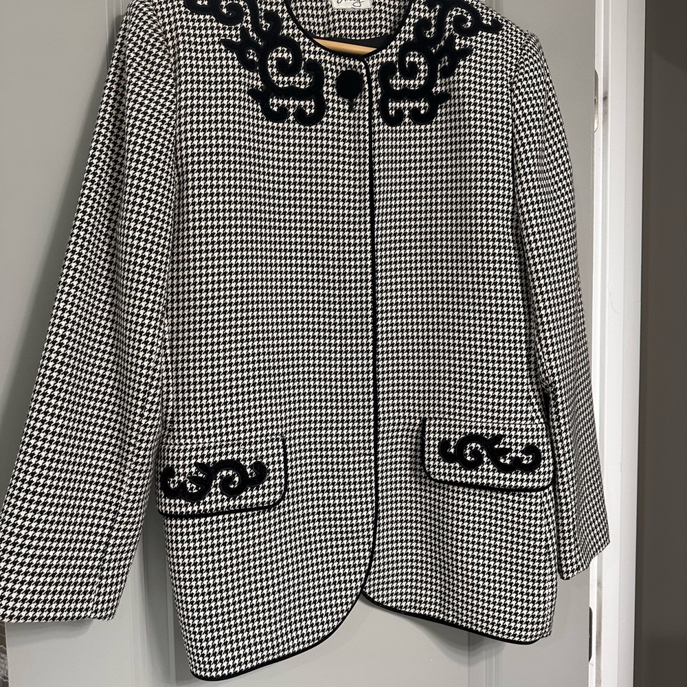 Vintage Emily Elegant Black and White Women's Jacket